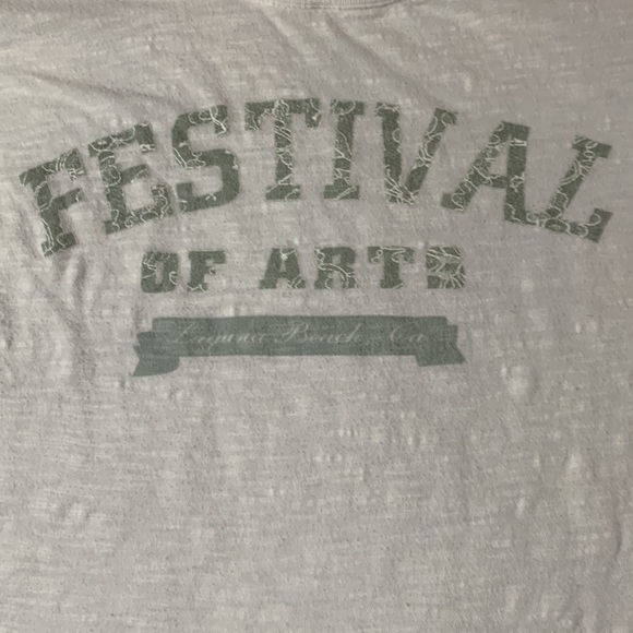 Pimatee Festival of Arts Laguna Beach white sheet t-shirt.  Size L.  Chest 16” - Picture 2 of 7